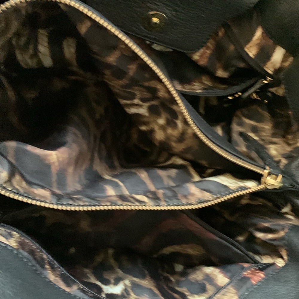 Maxx New York Signature Purse - Picture 16 of 16